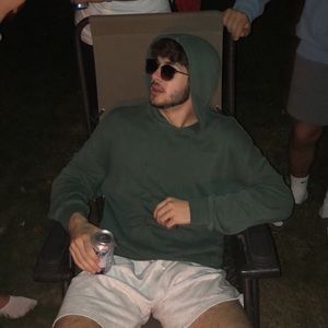 Meet your Posher, Grant